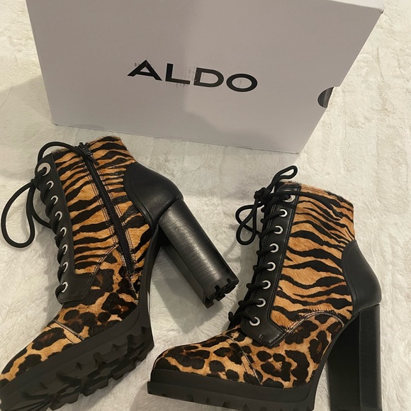ALDO leopard print moto-inspired ankle boots. Size 10. NEW!! - Picture 5 of 9